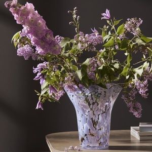 ❌SOLD❌Flower Shape Purple Dots Glass Vase